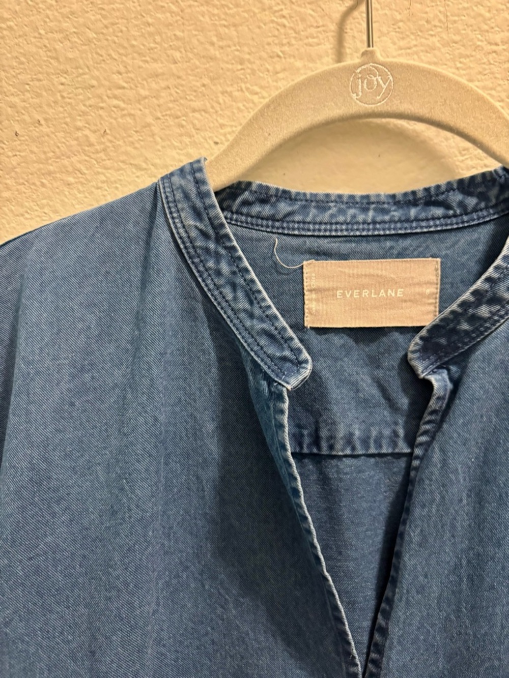 Everlane Oversized Indigo Denim Short-Sleeve Shirt, size 8 - Picture 2 of 4